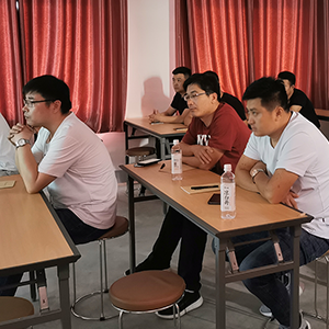 8��25��ɽ�|���x���ؙCе���޹�˾�e�k�����ؙC��ˇ����Ӗ(x��n)�n